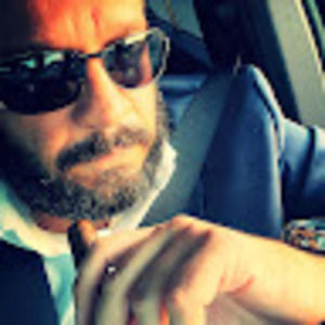 Meet your Posher, Lefty